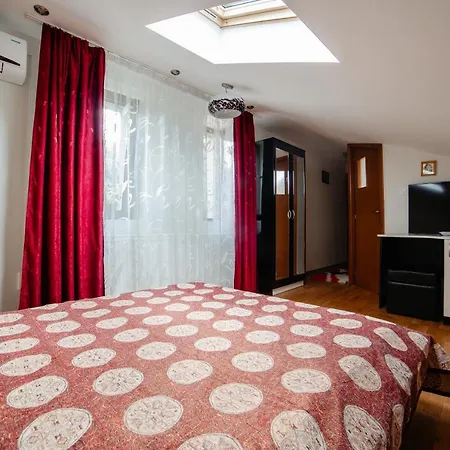 Pensiunea Floare De Colt 3* Dragoslavele
