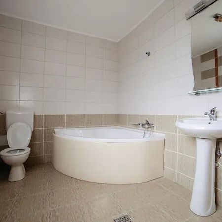 Pensiunea Floare De Colt Hotel
